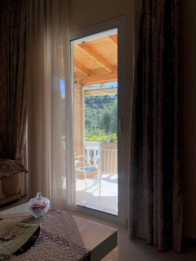 Milos Apartments Himare Exterior photo